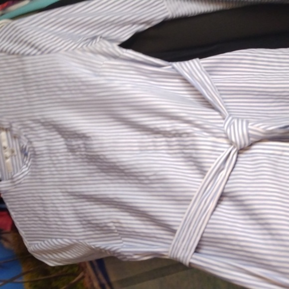 Guess women's long sleeve blouse Sz xsmall - Picture 5 of 17